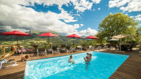 Отель Chalet les moineaux Appartements  Жосьер